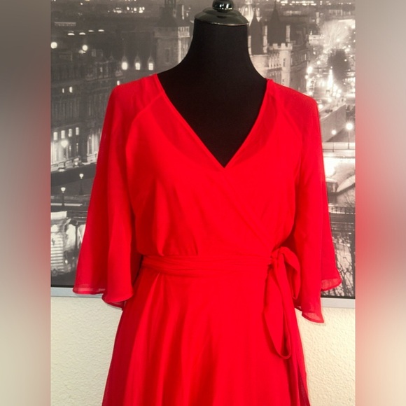CITY CHIC NWOT Red Wrap Dress Size 16 - Picture 3 of 7
